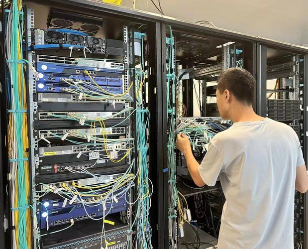 安华计算机 一站式IT系统集成与运维服务解决方案